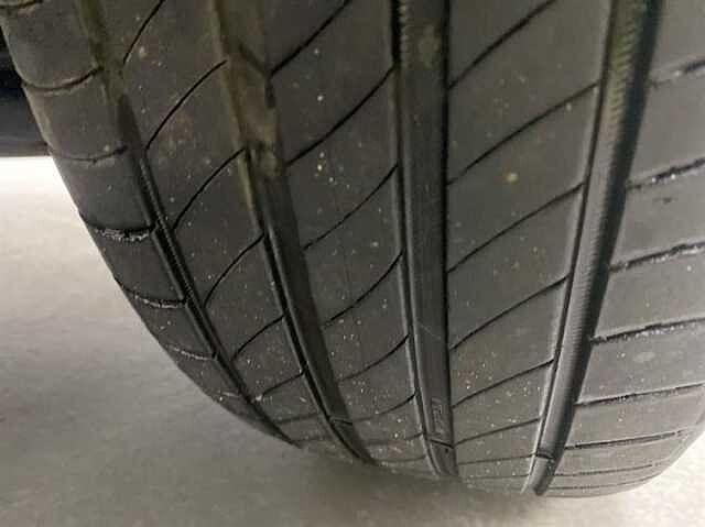 Hyundai TUCSON 1.6 TGDi Hybrid 230 SE Connect 5dr 2WD Auto RED