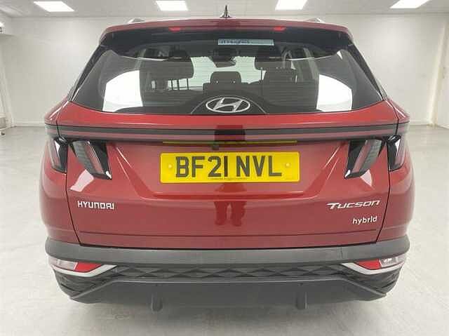 Hyundai TUCSON 1.6 TGDi Hybrid 230 SE Connect 5dr 2WD Auto RED