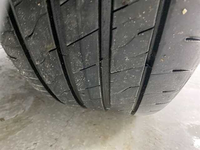 Hyundai TUCSON 1.6 TGDi Plug-in Hybrid Premium 5dr 4WD Auto BLACK