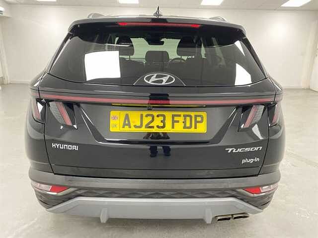 Hyundai TUCSON 1.6 TGDi Plug-in Hybrid Premium 5dr 4WD Auto BLACK