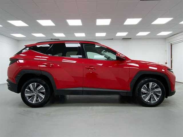 Hyundai TUCSON 1.6 TGDi Hybrid 230 SE Connect 5dr 2WD Auto RED