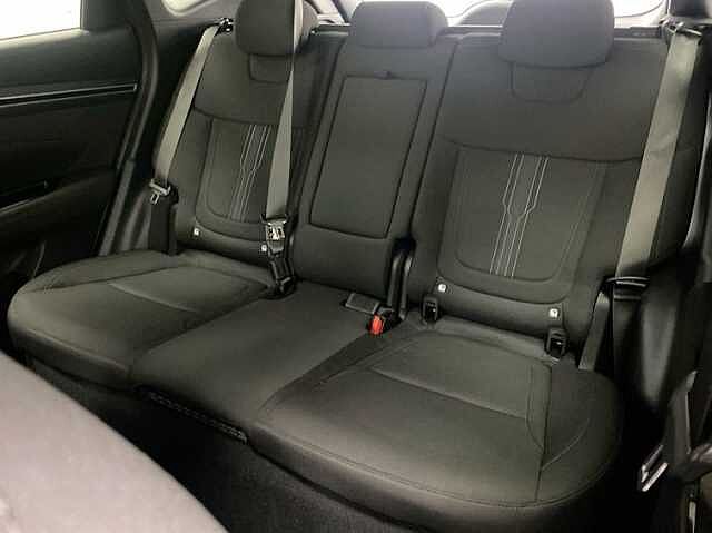 Hyundai TUCSON 1.6 TGDi Hybrid 230 SE Connect 5dr 2WD Auto RED