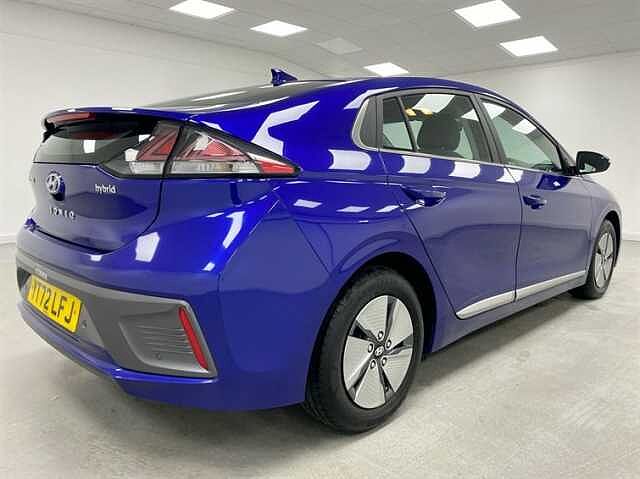 Hyundai IONIQ 1.6 GDi Hybrid Premium 5dr DCT