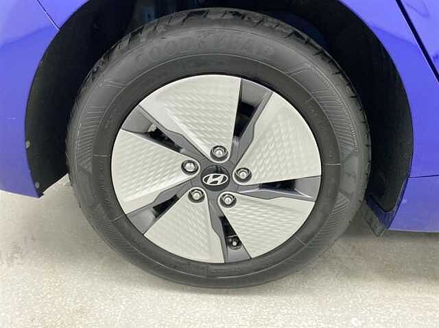 Hyundai IONIQ 1.6 GDi Hybrid Premium 5dr DCT