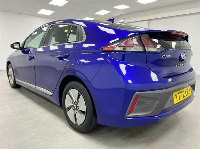 Hyundai IONIQ 1.6 GDi Hybrid Premium 5dr DCT
